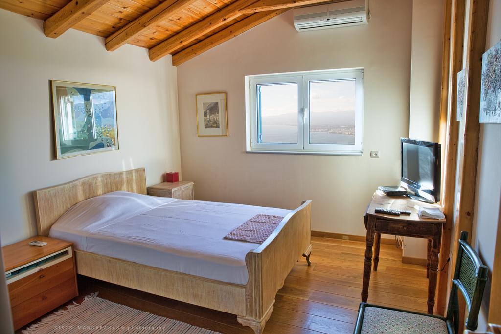 Villa Mos *
