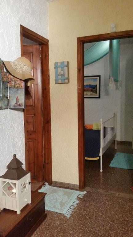Vourleza Vacation House Near Airport Holiday home Porto Rafti