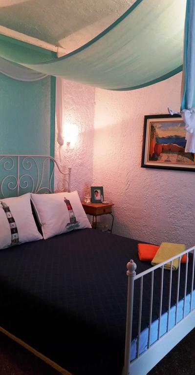 Vourleza Vacation House Near Airport * Porto Rafti