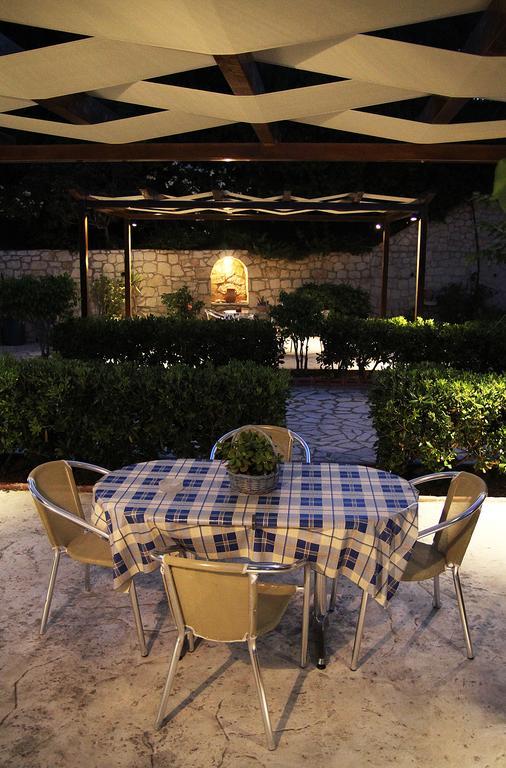 Contessa 3*