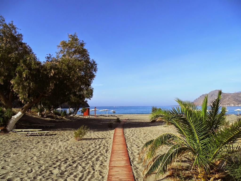 Beachside In Centre!