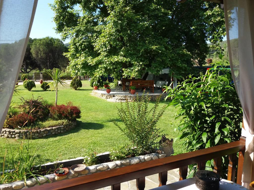 Antonis House Holiday home *
