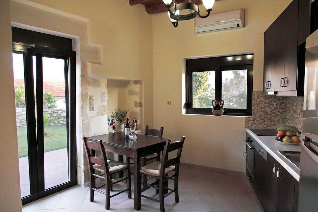 Sunshine Crete Villa