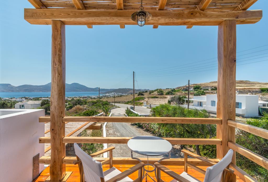 Guest house Faros Milos Island
