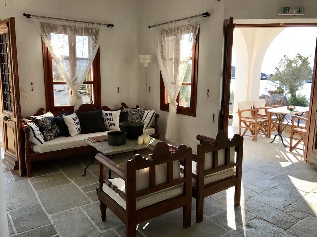 Hotel Aeolos Beach Karavostasis (Folegandros)