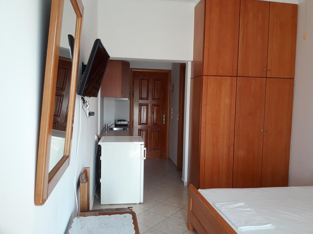 Posidonia Aparthotel
