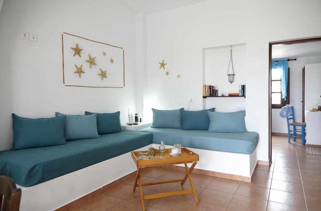 Anna Traditional 2* Kamari (Santorini)