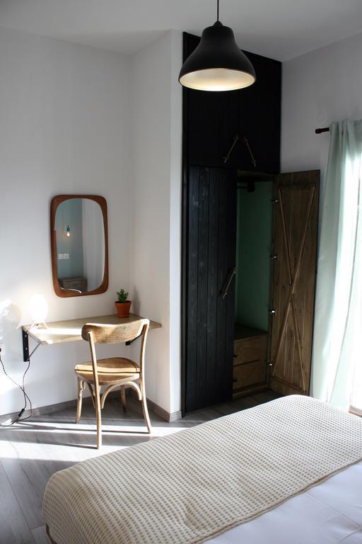 Aphelion Apartment *