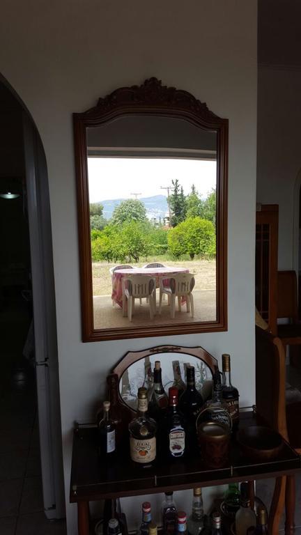 Mega Holiday home Porto Rafti