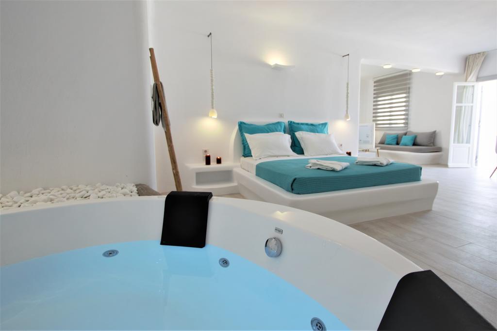 Yades - Sea View - Adults Only 2*