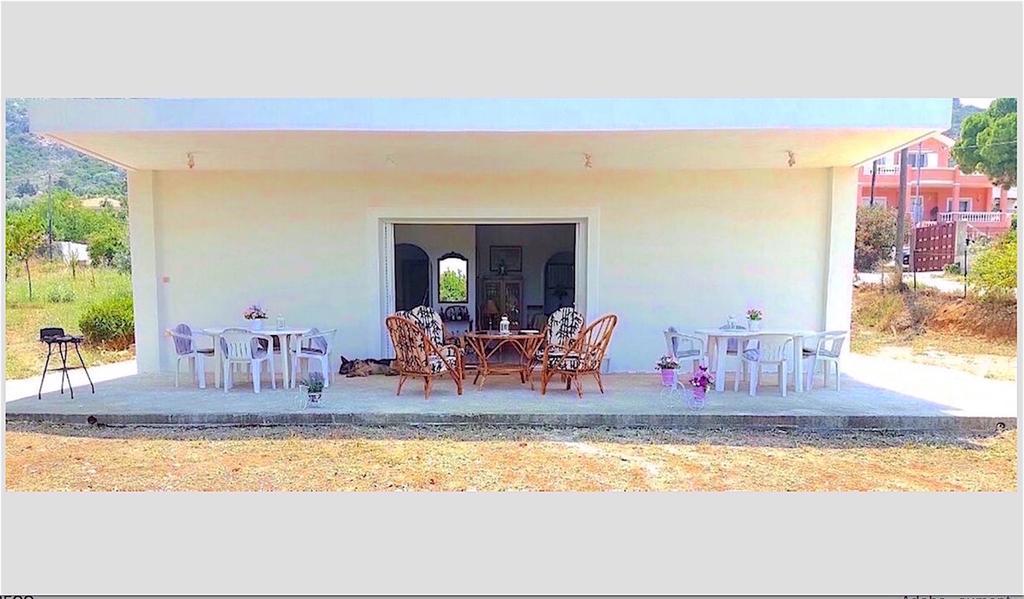 Holiday home Mega Porto Rafti