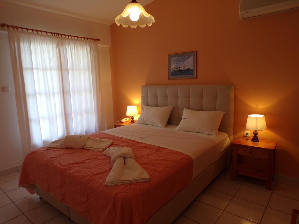 Le Due Sorelle Aparthotel Spilia (Central Greece)