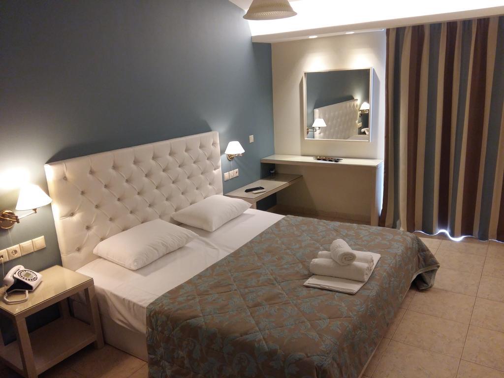 Aparthotel Viaros Tolo