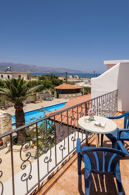 Adelais Hotel Tavronitis (Crete)