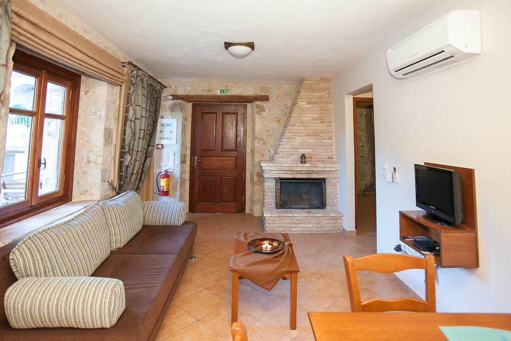 Aparthotel Anigraia Paralio Astros
