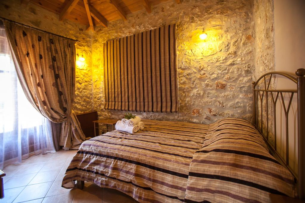 Aparthotel Anigraia 3*