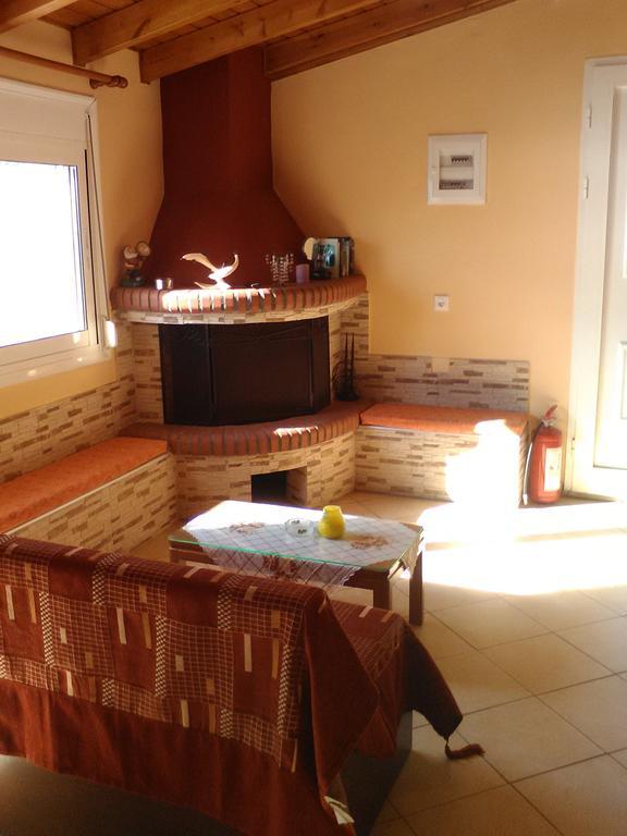 Nektaria On The *