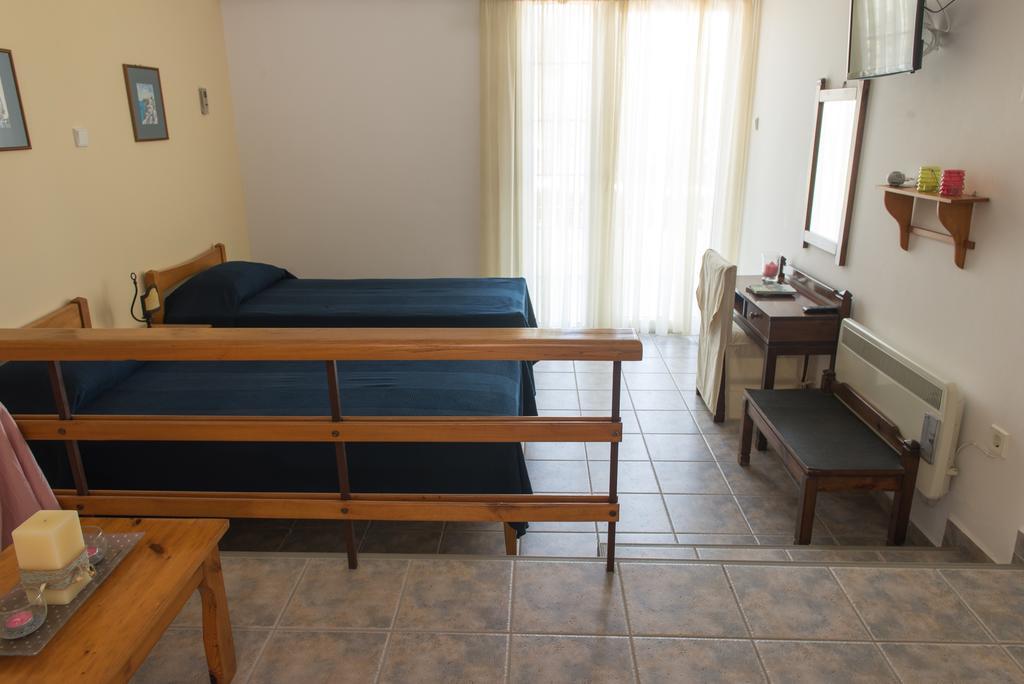Aparthotel Elena 2*