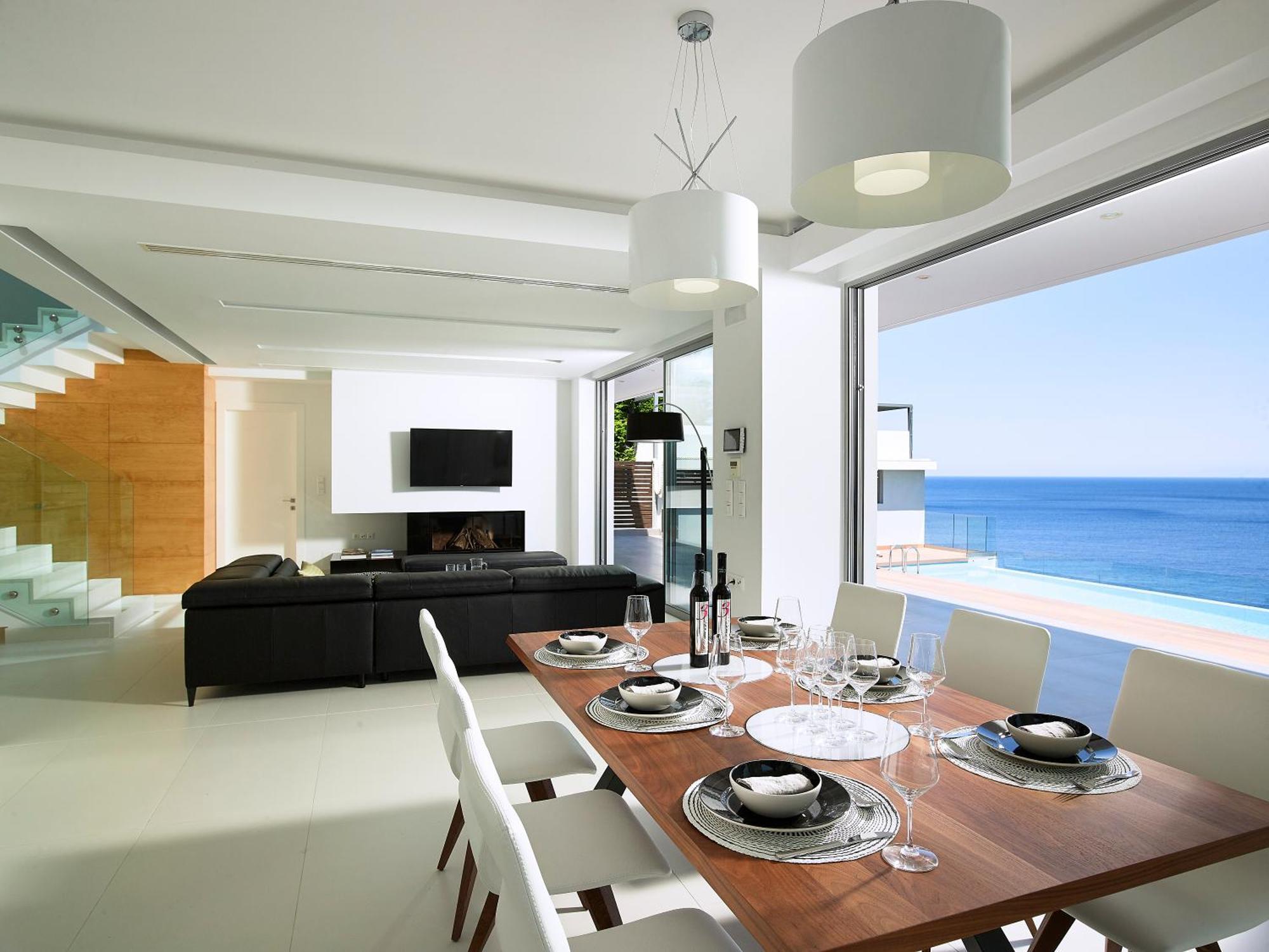 Beachfront In Crete - Epavli Luxury *
