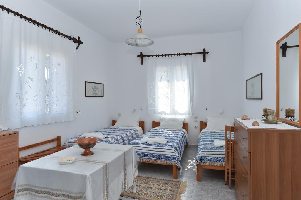 Downtown Naousa (Paros)