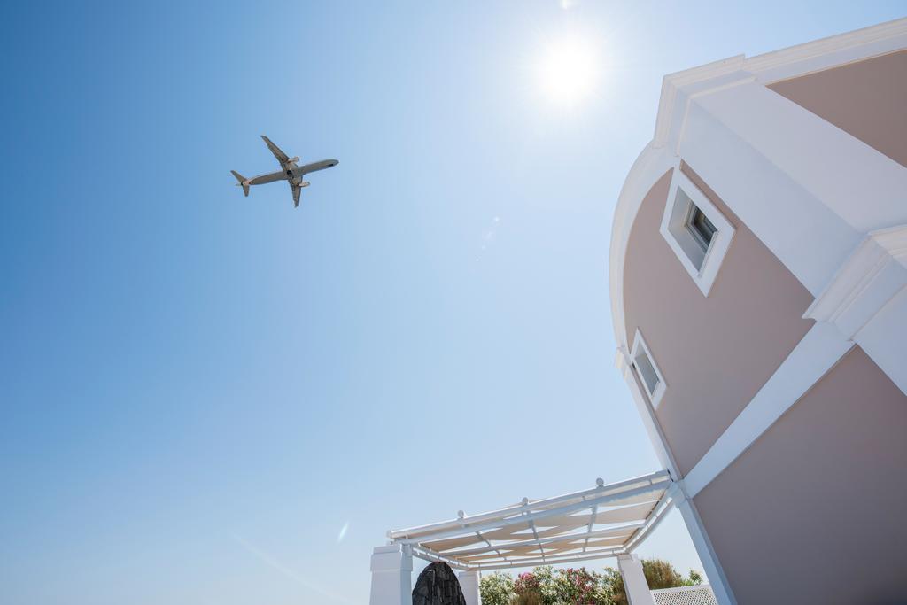 Secret Earth - Santorini * Kamari (Santorini)