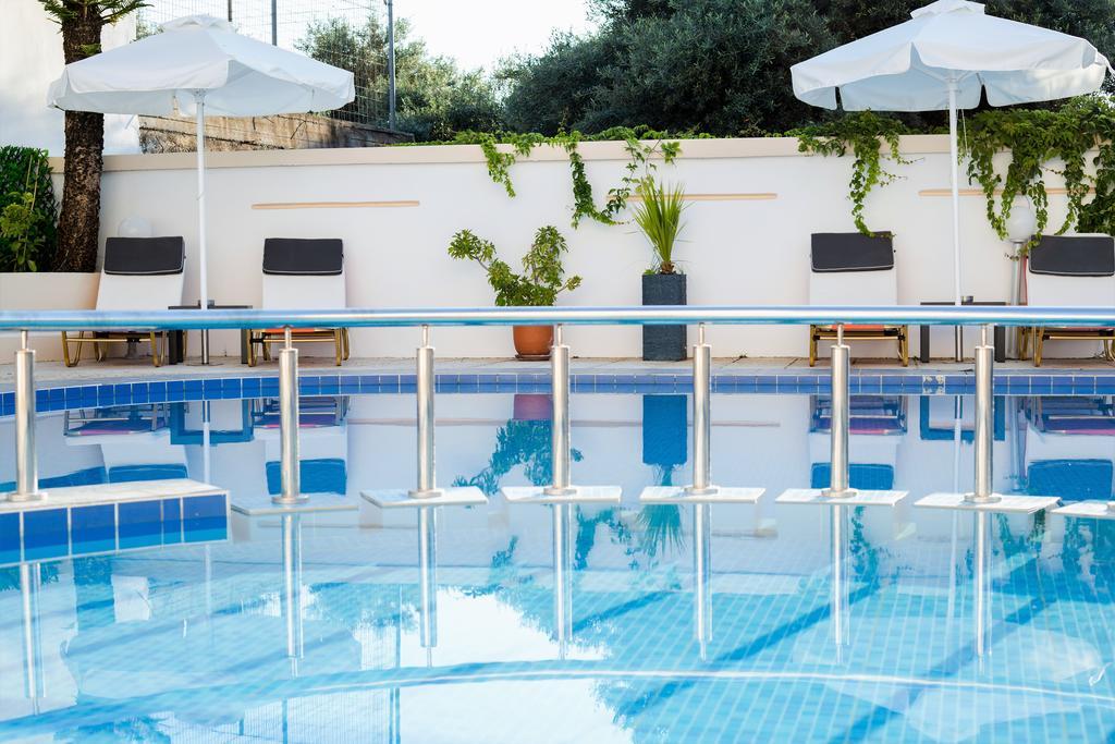 Aparthotel Balito 3*