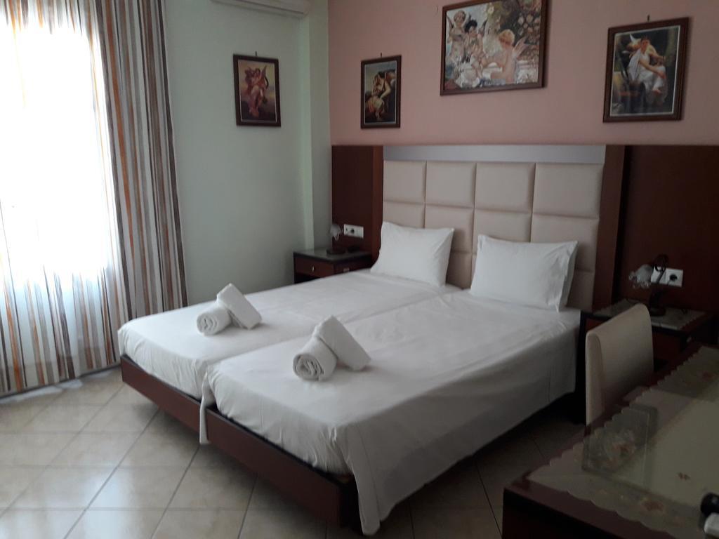Parthenon Hotel Chora (Ios)