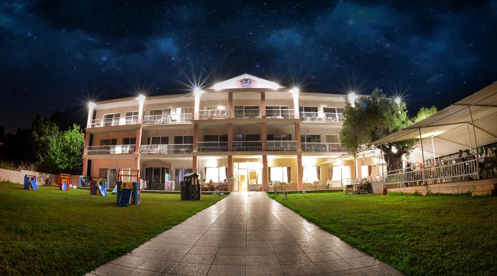 Crown Aparthotel 3*