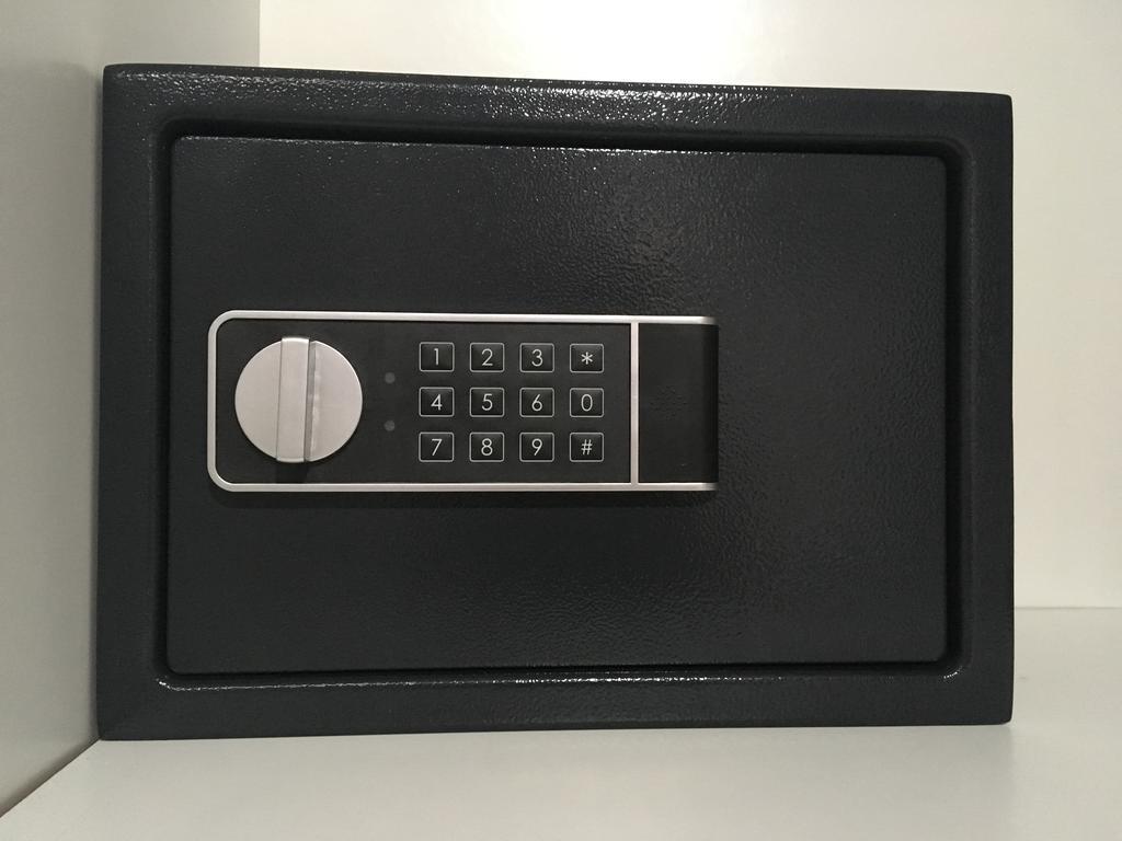 Apartment Your *
