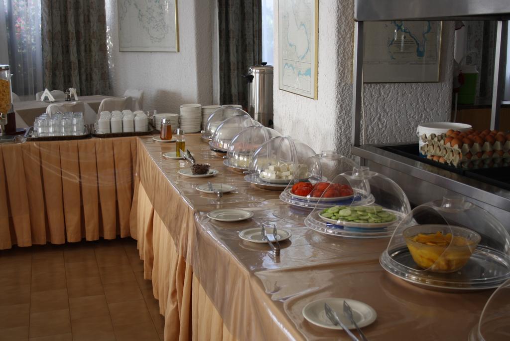 Hotel Lymiatis