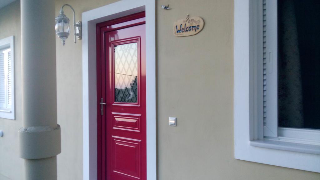 Plagia's Sunset Apartment