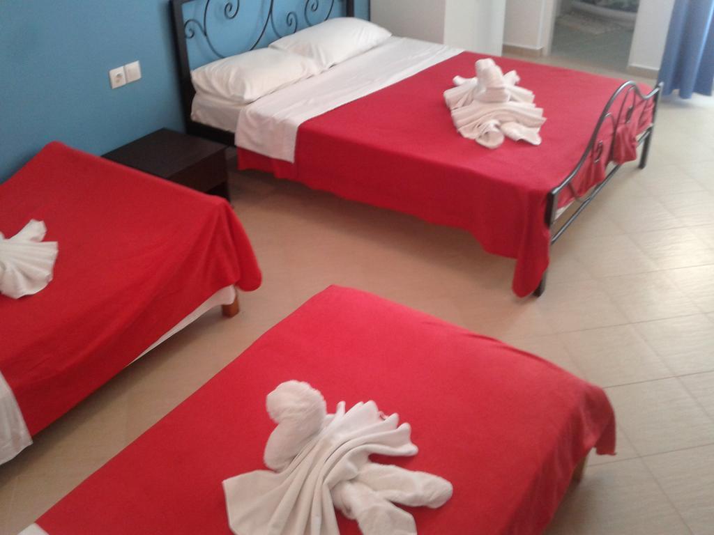 South Side Guest house Athanion