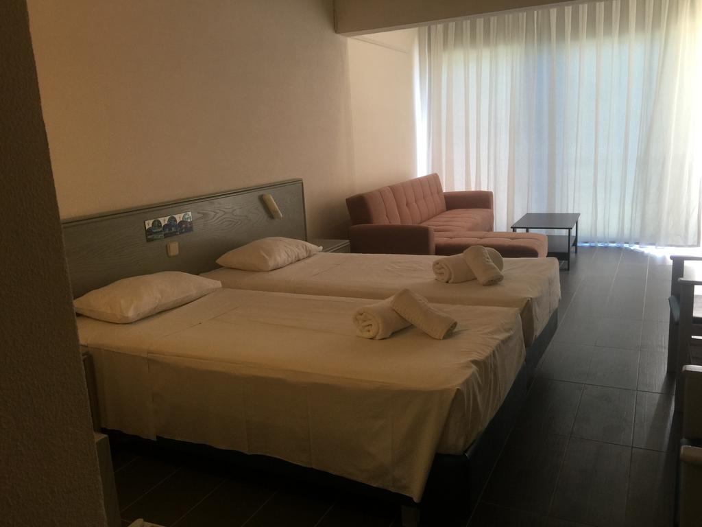 Larisa Boutique 3*