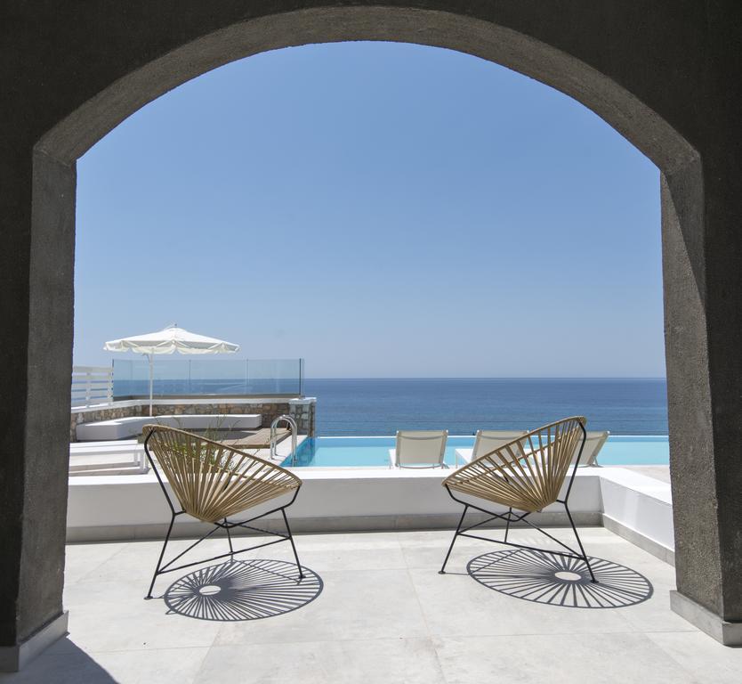 Villa Elements