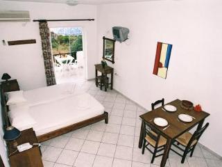 Aparthotel Niriides Almyrida (Crete)
