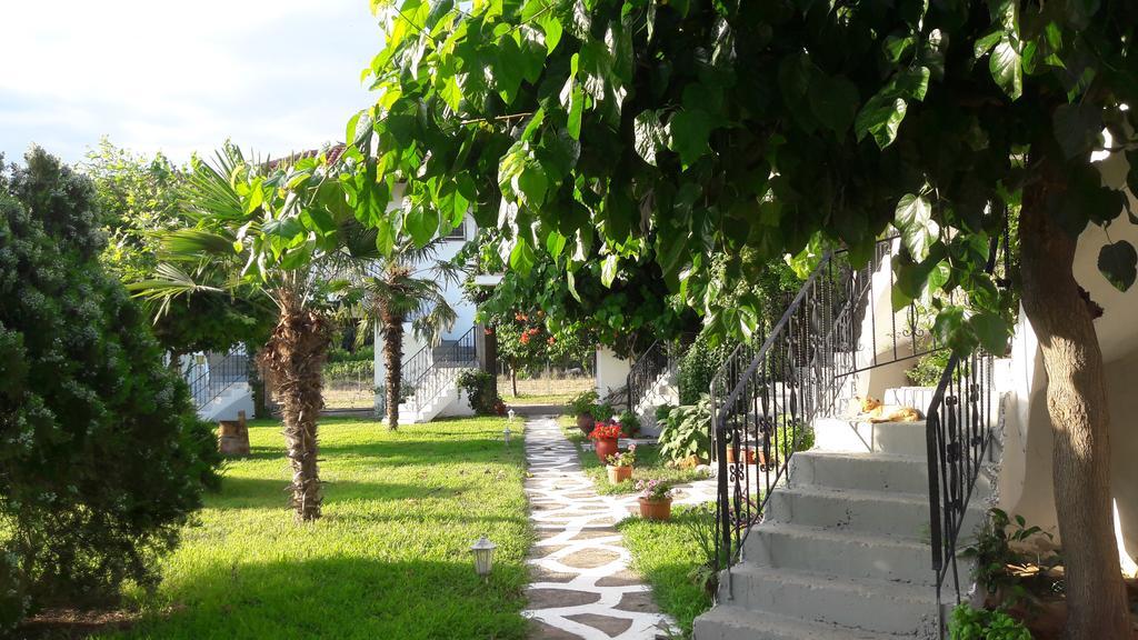 Koyias Village * Edipsos