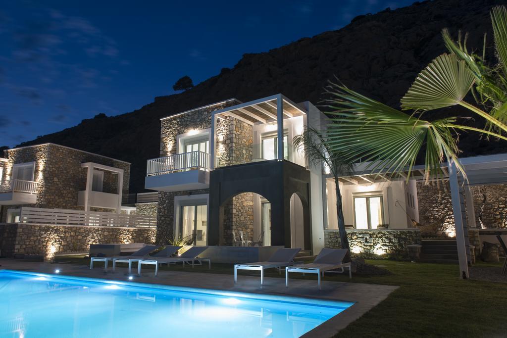 Villa Elements