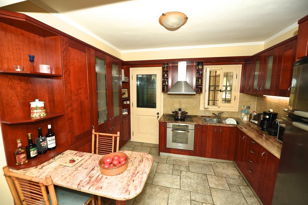 Holiday home Antonia Beachfront