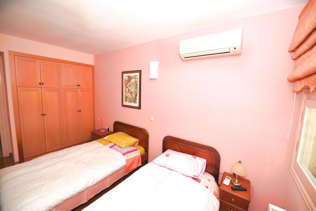 Antonia Beachfront