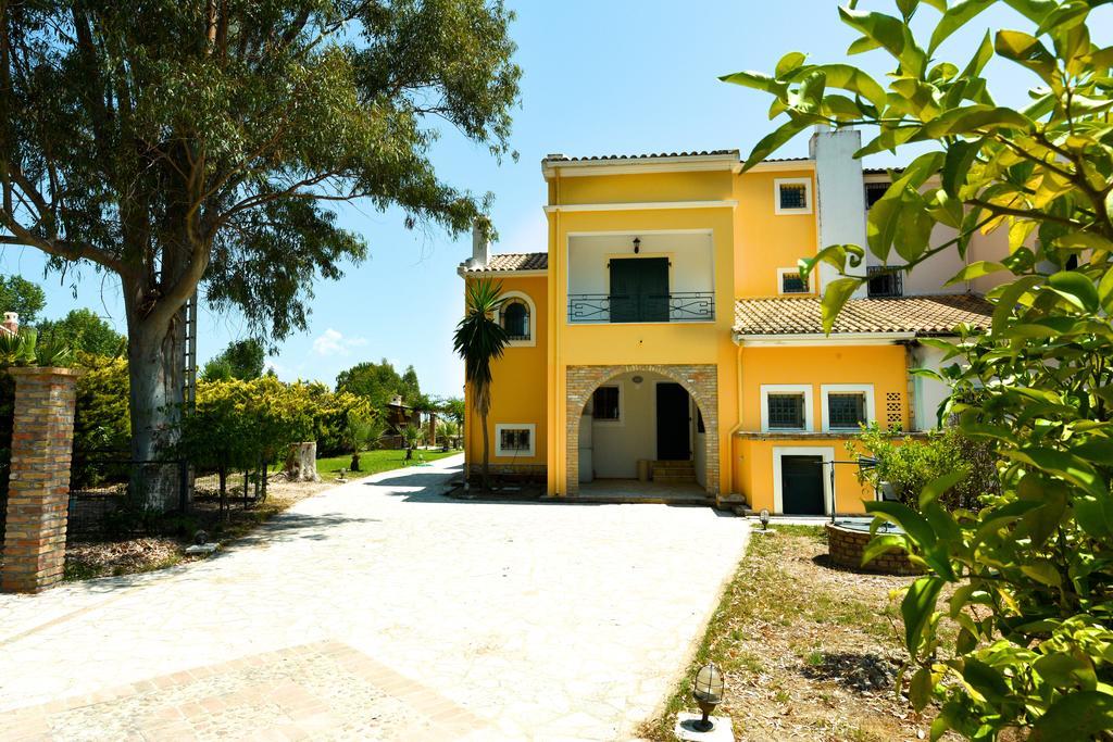Antonia Beachfront * Lefkimmi (Corfu)