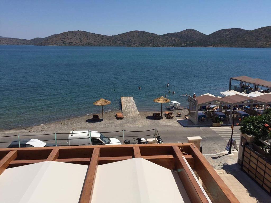 Loula * Elounda (Crete)