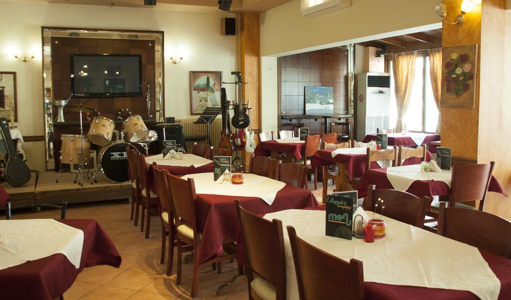 Stavrodromi Hotel