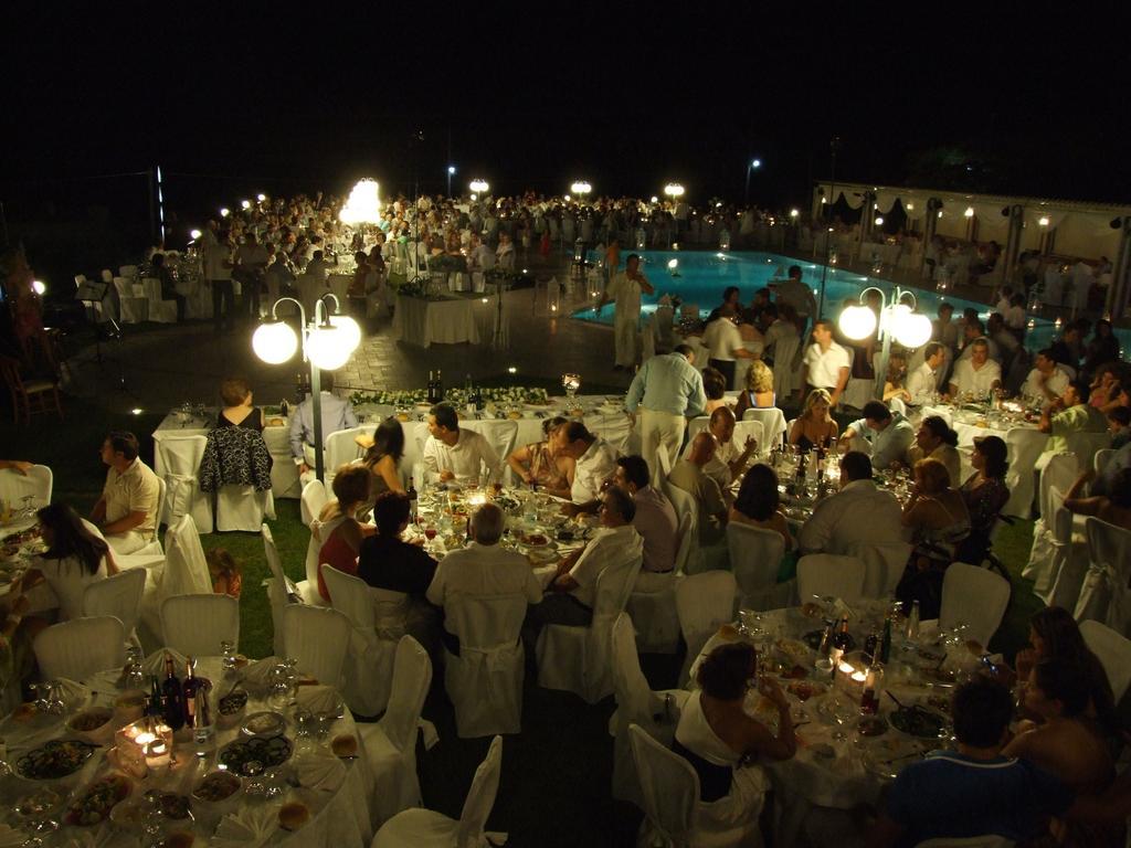 Ismaros Hotel 4*