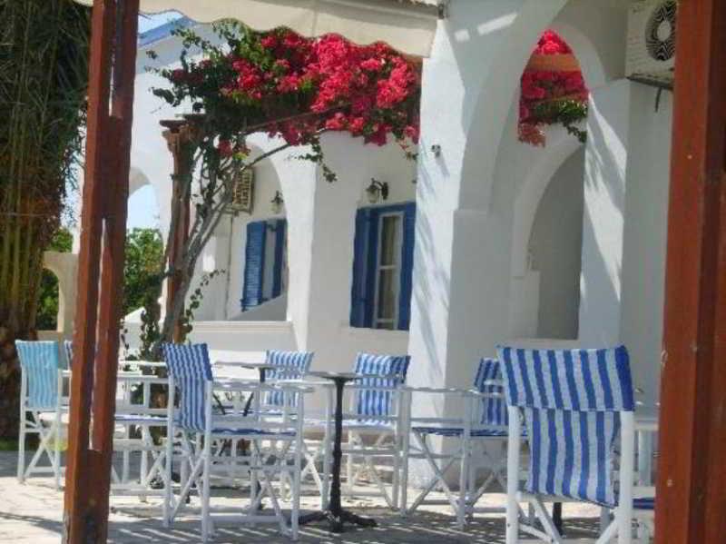 Clio 2* Perissa (Santorini)