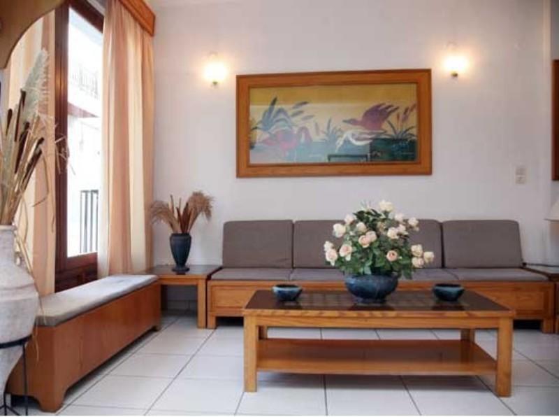 Aparthotel Christina Skiathos Town