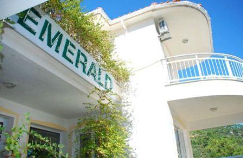 Emerald Aparthotel Chrysi Ammoudia