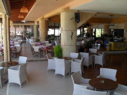 Aparthotel Santa Barbara Lakis Perivolion