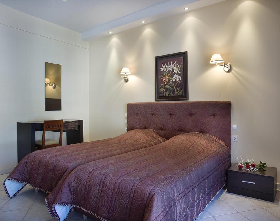 Plaza Hotel 3*