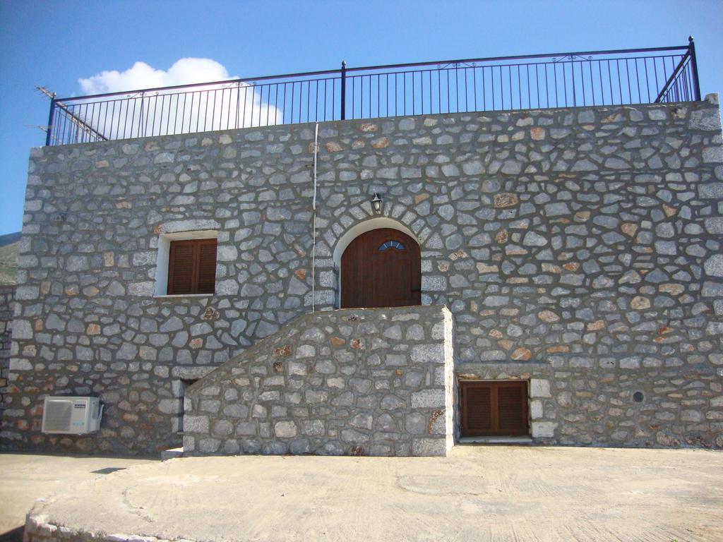 Kafiona Guest house Pyrgos Dirou