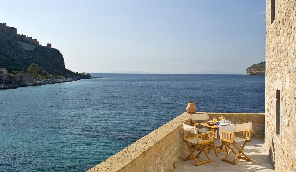 Mavromichalai Hotel